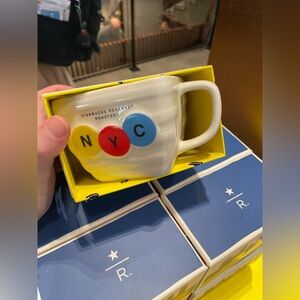 Exclusive Starbucks Reserve NYC Subway Mug Yellow NIB Oversized Square Mug